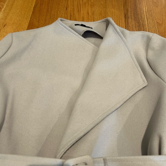 Chic Light Gray Belted Coat - Picture 4 of 10